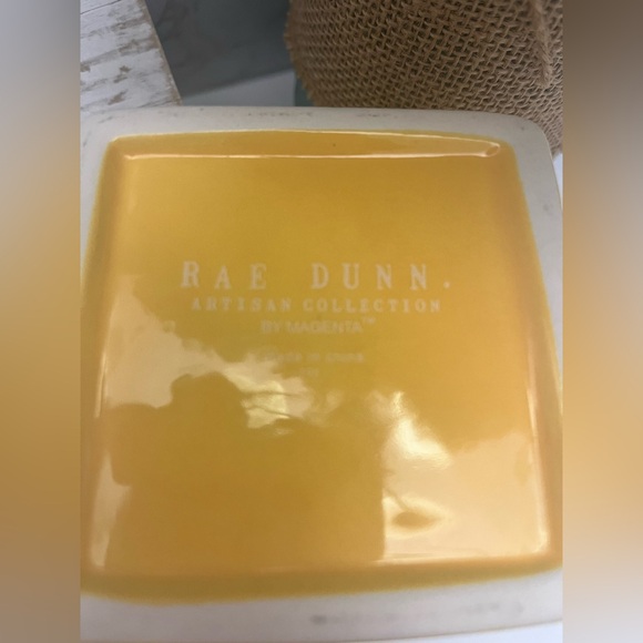 Like new used Rae Dunn “BRIGHT IDEAS” yellow pencil pen holder desk accessory. - Picture 5 of 7